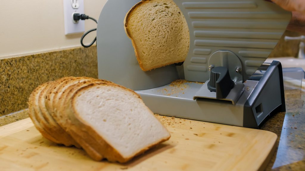 bread cutter